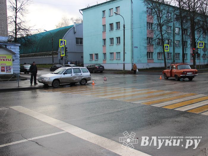 ДТП на перекрёстке Октябрьский-Первомайская (ФОТО)