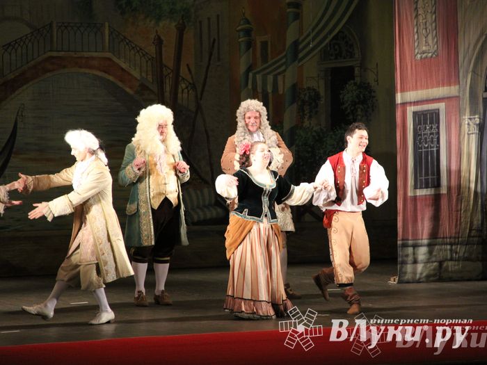 Санкт-Петербургский музыкальный театр представил зрителям мюзикл «Труффальдино из Бергамо» (фото)