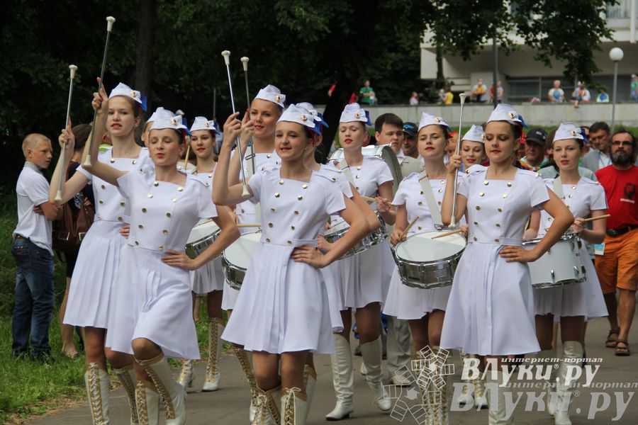 Открытие 19-й Международной встречи воздухоплавателей в Великих Луках