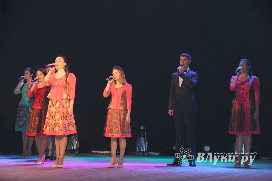 18 мая состоялся юбилейный концерт коллектива мажореток «Золотые погоны» (ФОТО)