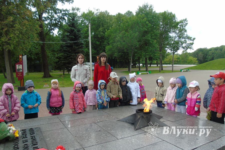 Воспитатели «Центра развития ребёнка» отмечают двойной праздник (ФОТО, ВИДЕО)