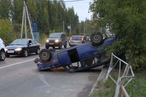 Утро понедельника — ДТП на улице 3-й Ударной Армии (фото)