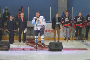 Андрей Турчак забросил две шайбы в ворота «Легенд хоккея» (фото)