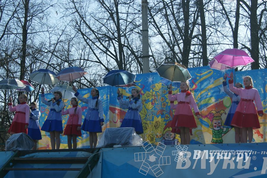 Весенняя ярмарка 2013 прошла в Великих Луках