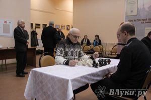 В Великих Луках прошел турнир по шахматам (фото)