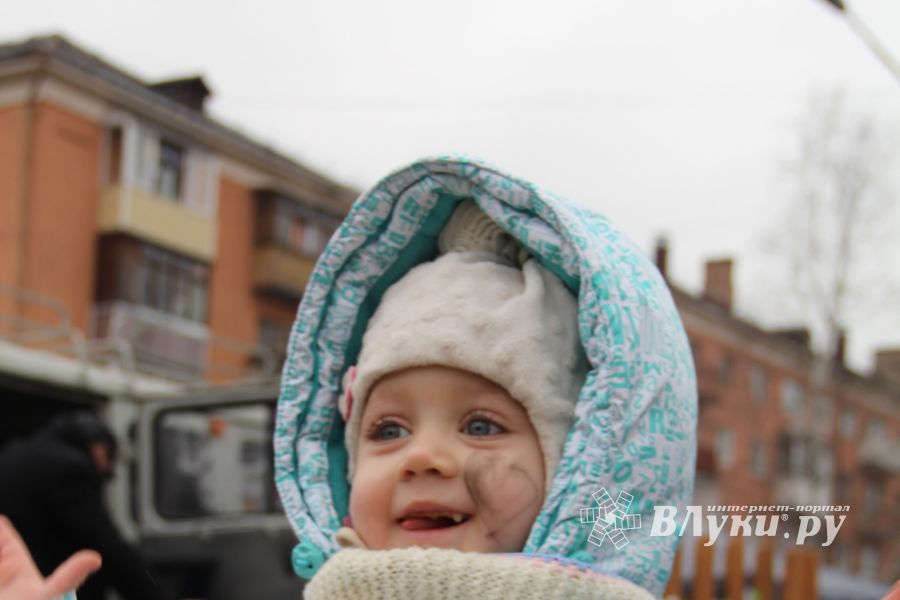 Гуляния широкой великолукской Масленицы