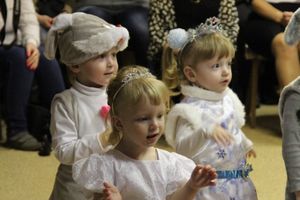 В детских садах Великих Лук полным ходом идут Новогодние  утренники