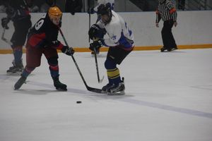 Памятный турнир по хоккею прошел в великолукском «Айсберге» (ФОТО)