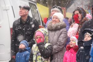 В Великих Луках сожгли Масленицу (фото)