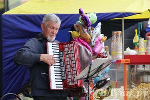 Торговый центр «Апельсин» отметил День рождения