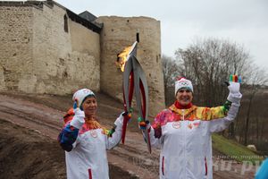 Эстафета Олимпийского огня в Изборске и Пскове