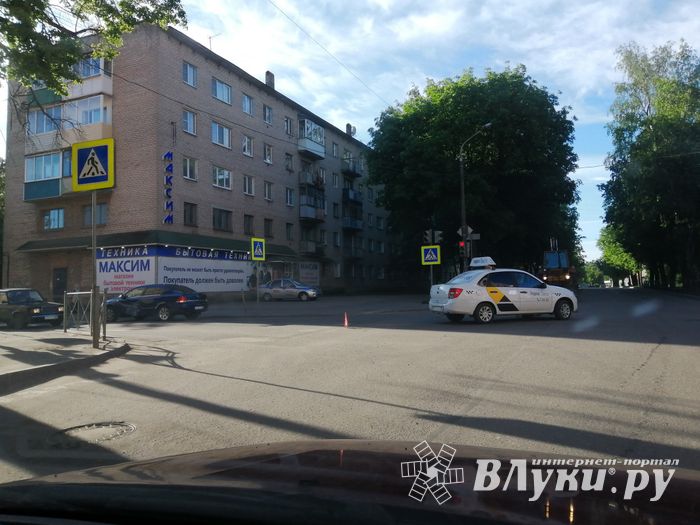 ДТП на перекрёстке Ботвина/Некрасова (ФОТО)