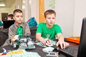 Сборная России по робототехнике готовится к мировым соревнованиям (фото)