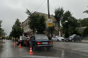 В Великих Луках на Зверева произошло ДТП (ФОТО)