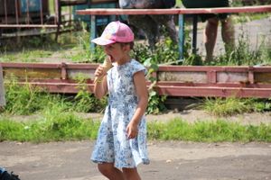 В городском парке Великих Лук прошёл День мороженого