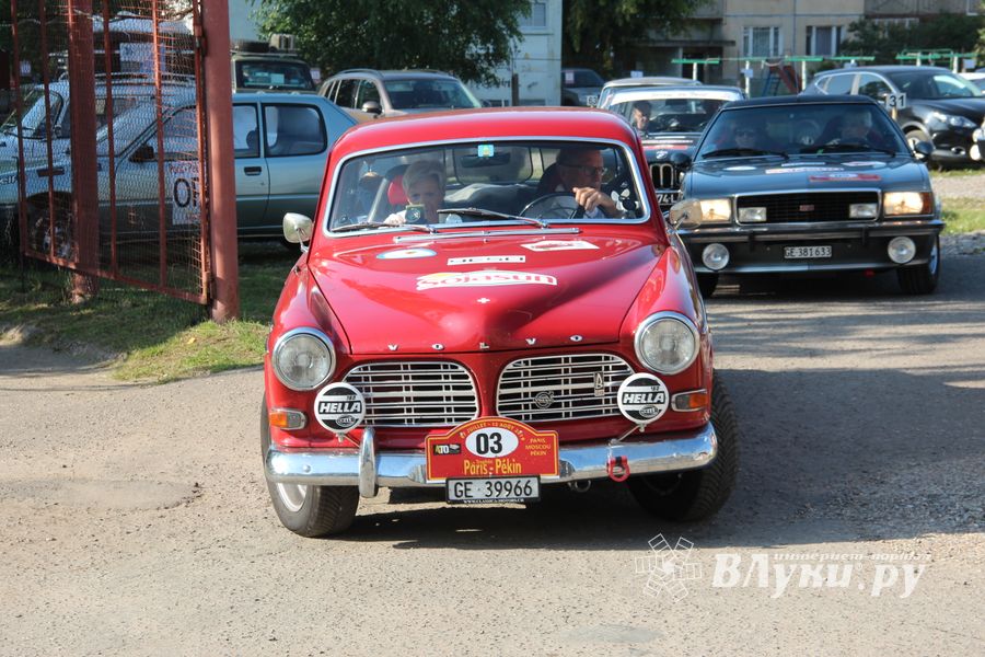 Ретро-автомобили побывали в Великих Луках (ФОТО)