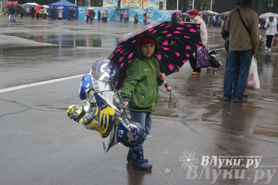 ​Универсальная торговая ярмарка «Осень – 2014» состоялась  в Великих Луках