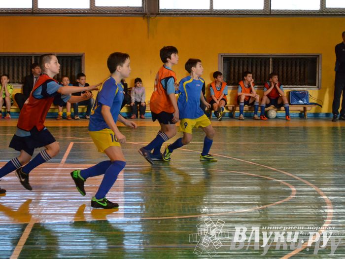 XII Традиционный Международный открытый турнир по мини-футболу среди юношей 2001-2002 г. р.