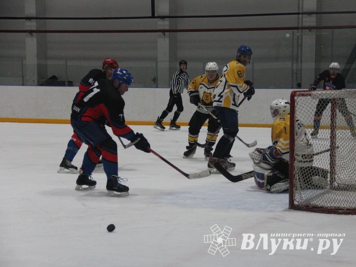 Матч в рамках Регионального Чемпионата НХЛ прошел в «Айсберге» (ФОТО)