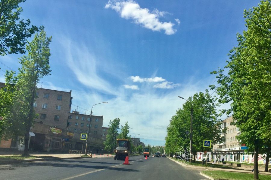 В Великих Луках завершается дорожный ремонт на проспекте Гагарина (ФОТО)