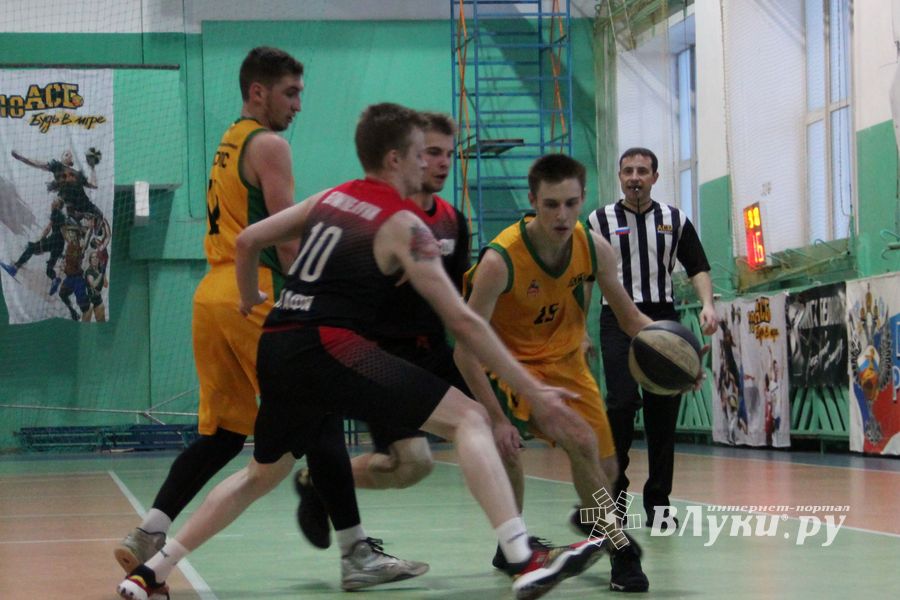 В Великих Луках завершился 4 тур Чемпиона АСБ (ФОТО)