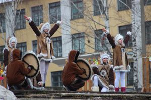 В Великих Луках состоялись проводы Широкой Масленицы — 2015