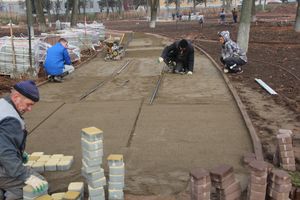 Великолукский парк стремительно преображается (ФОТО)