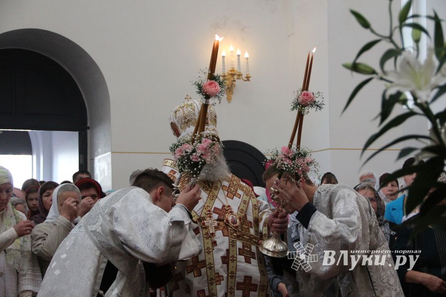 Освящение Храма святителя Тихона, Патриарха Всероссийского, святых Новомучеников и Исповедников Российских (ФОТО)