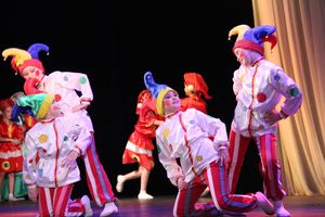 «Великолукская Веснянка» на сцене ДК ЛК