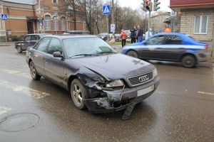 ​В районе Смоленского рынка произошли два ДТП (ФОТО)