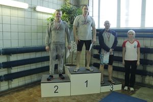 В Великих Луках прошел Чемпионат и Кубок города по плаванию (фото)