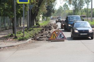 Улицу Дьяконова расширяют (ФОТО)