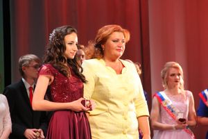 Великолукским выпускникам вручили медали «За особые успехи в учении» (ФОТО)