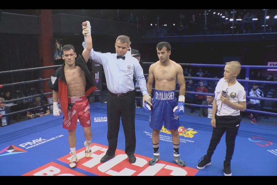 Великолучанин одержал победу в турнире по боксу RCC Boxing Promotions (ФОТО, видео боя)