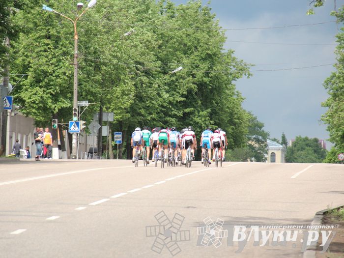 Гонка-критериум по велосипедному спорту