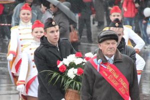 Город встретил День народного единства