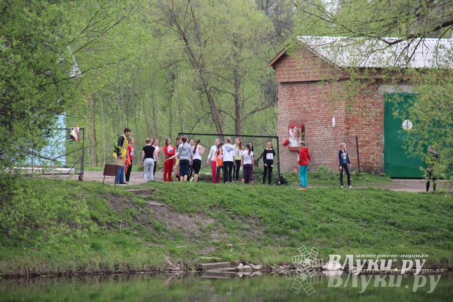 В Великих Луках прошла весенняя городская эстафета (фото)