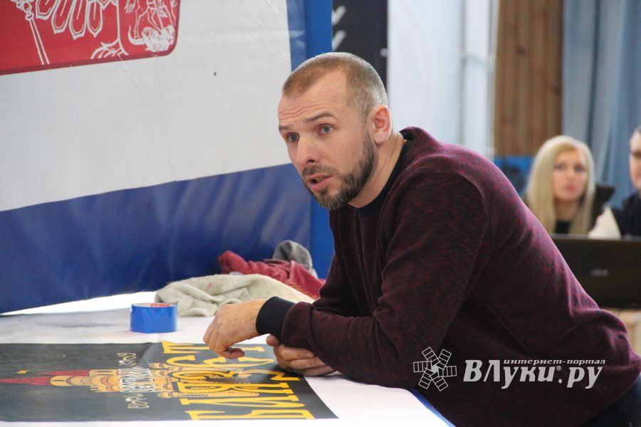 Открытый кубок по смешанному боевому единоборству ММА прошел в Великих Луках (ФОТО)