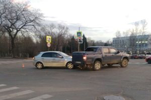 В Великих Луках произошло ДТП (ФОТО)