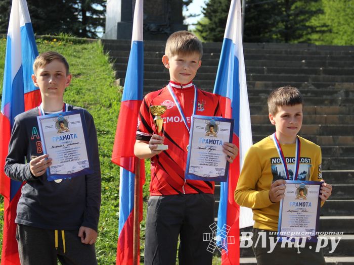 В Великих Луках чествовали лучших велосипедистов (ФОТО)