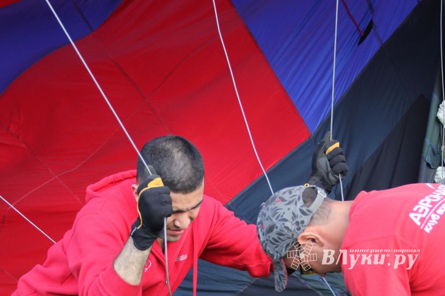 Открытие 19-й Международной встречи воздухоплавателей в Великих Луках