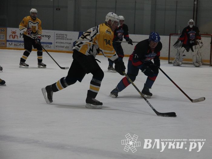 Матч в рамках Регионального Чемпионата НХЛ прошел в «Айсберге» (ФОТО)
