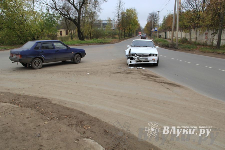 ДТП на улице Матвея Кузьмина (ФОТО)