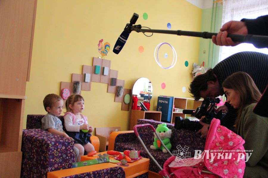 Первый канал в Великих Луках: помочь маленькому Мише Косенкову (фото)