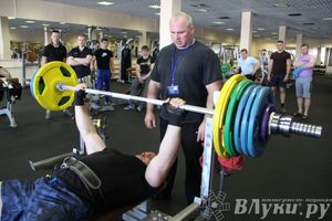 Народный жим в «С-Фитнес»
