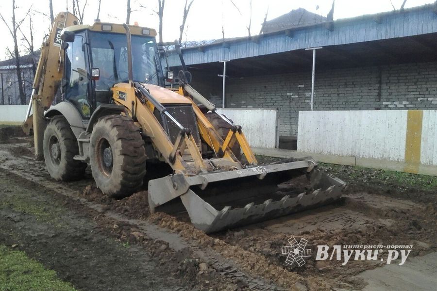 Хоккеисты в Великих Луках готовятся к сезону (ФОТО)
