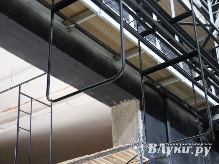 Андрей Турчак в Драмтеатре Великих Лук: Не превращать малый зал в банкетный! (ФОТО)