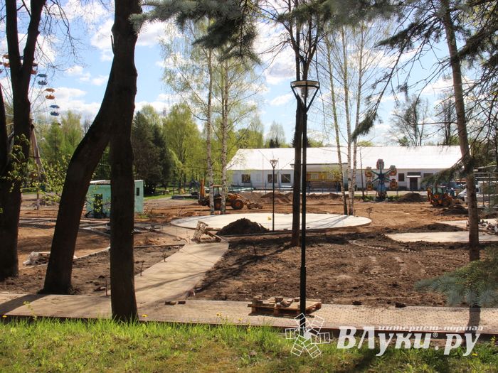 В парке культуры появляются новые аттракционы (ФОТО)
