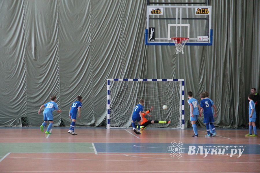 Великолукская «Луки-Энергия» победила в XVI Традиционном Международном турнире по мини-футболу (ФОТО)