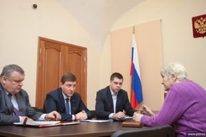 Андрею Турчаку пожаловались на «ужасающие» ремонты в домах (фото)